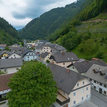 Apartma Ajda Zelezniki Buitenkant foto